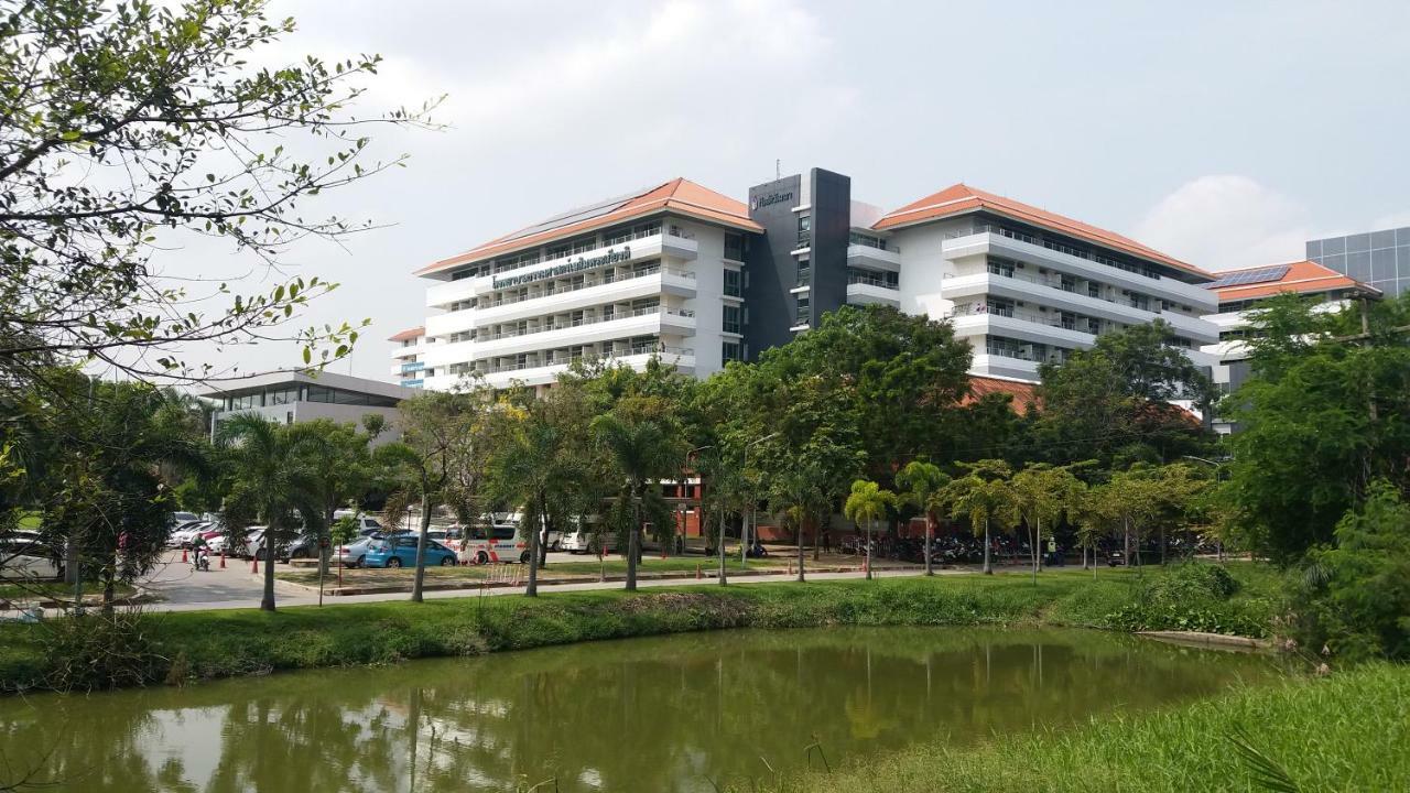 Natcha Place Thammasat Rangsit Bangkok Exterior foto